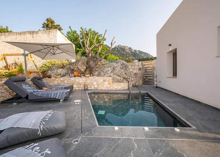 My νeighbor Totoro-sunset & Sea View-private Pool Апартаменты *