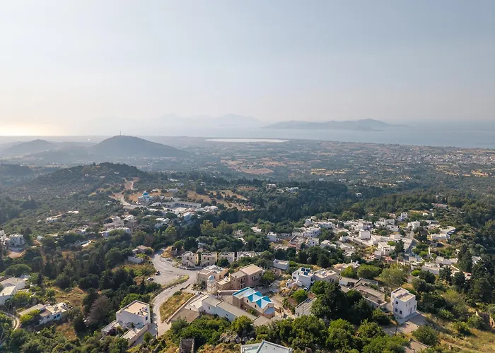 My νeighbor Totoro-sunset & Sea View-private Pool Апартаменты